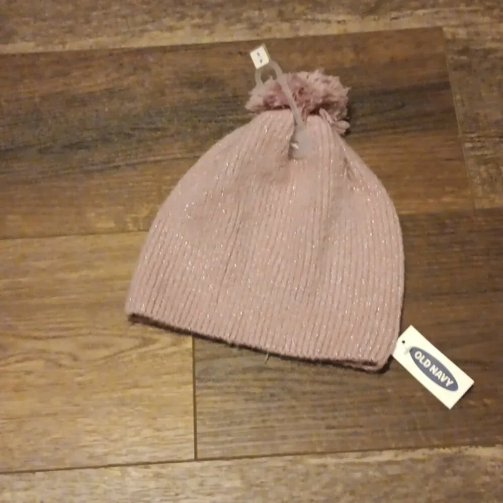 Old Navy toque - Picture 8 of 13